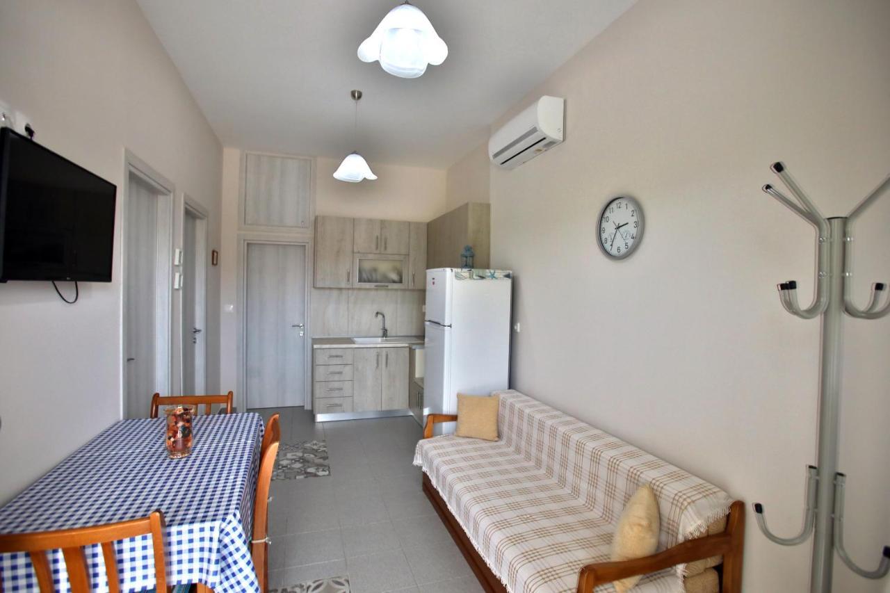 Pavlidis Apartment Сивири Екстериор снимка